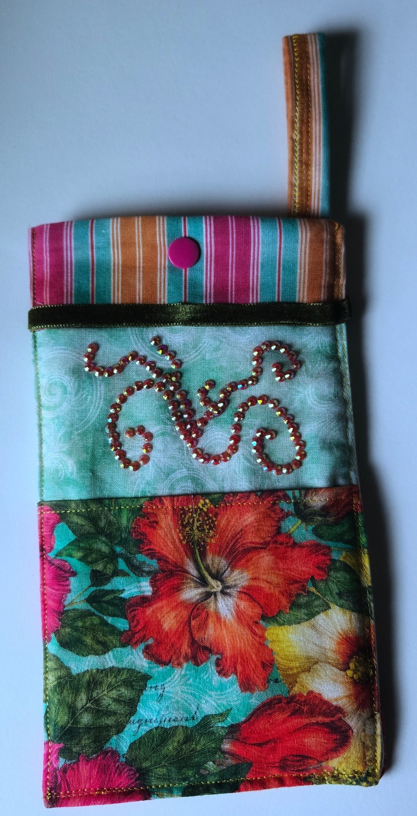 Love Pocket Tote/Purse